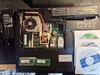Laptop Asus F7E 17" na części