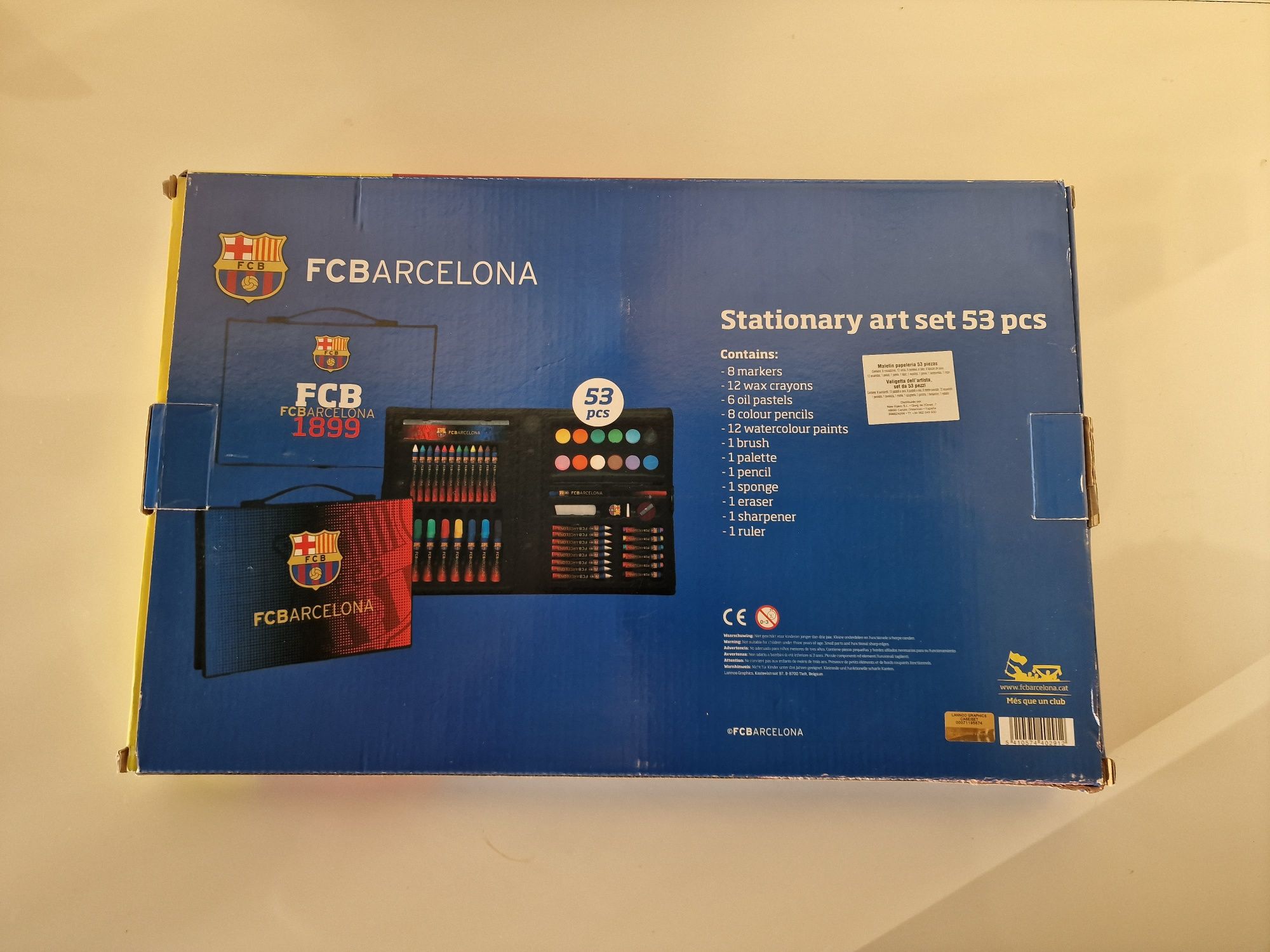 Kit de pintura de F C Barcelona.  Novo