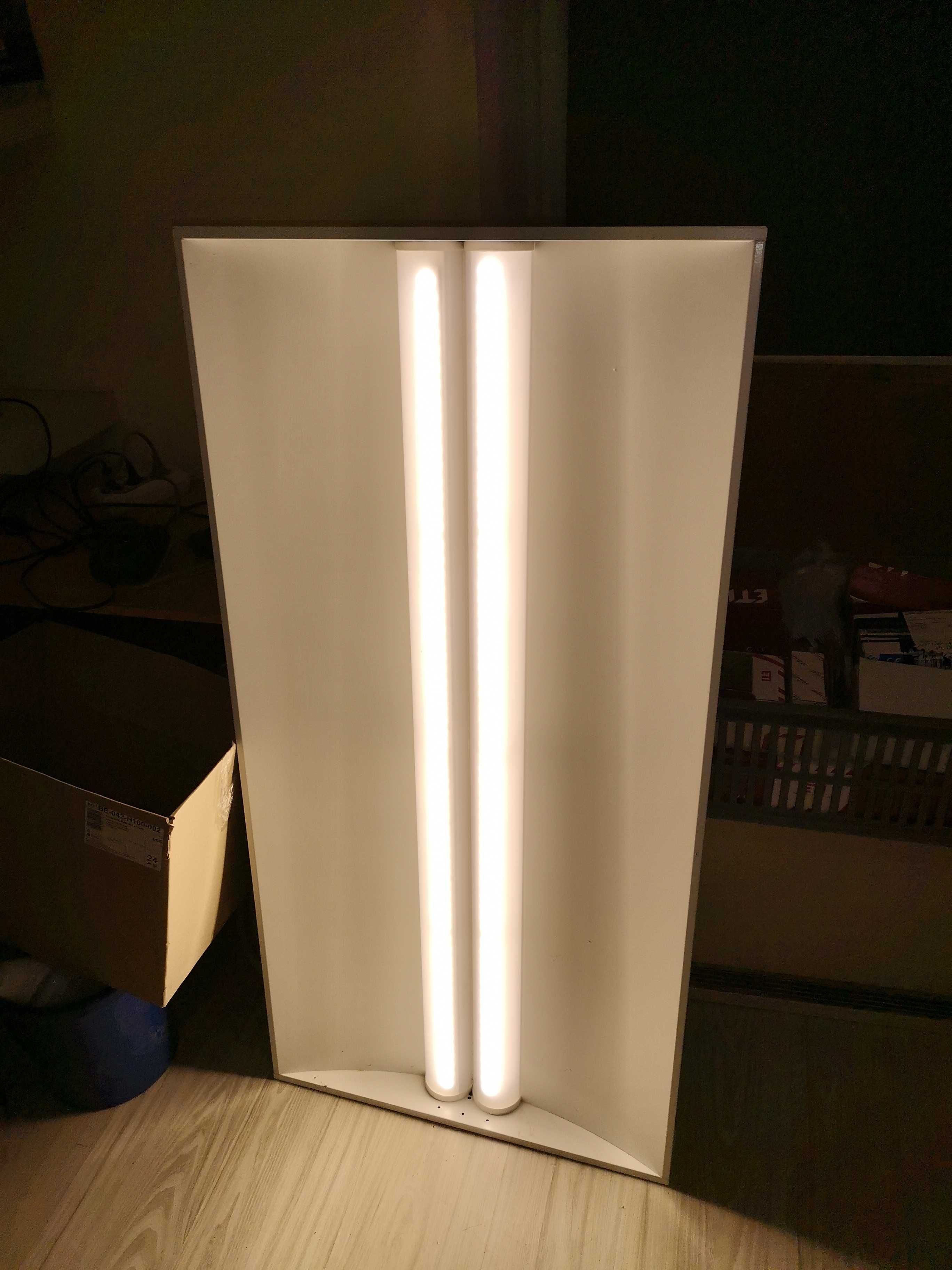 Lampa led warsztatowa