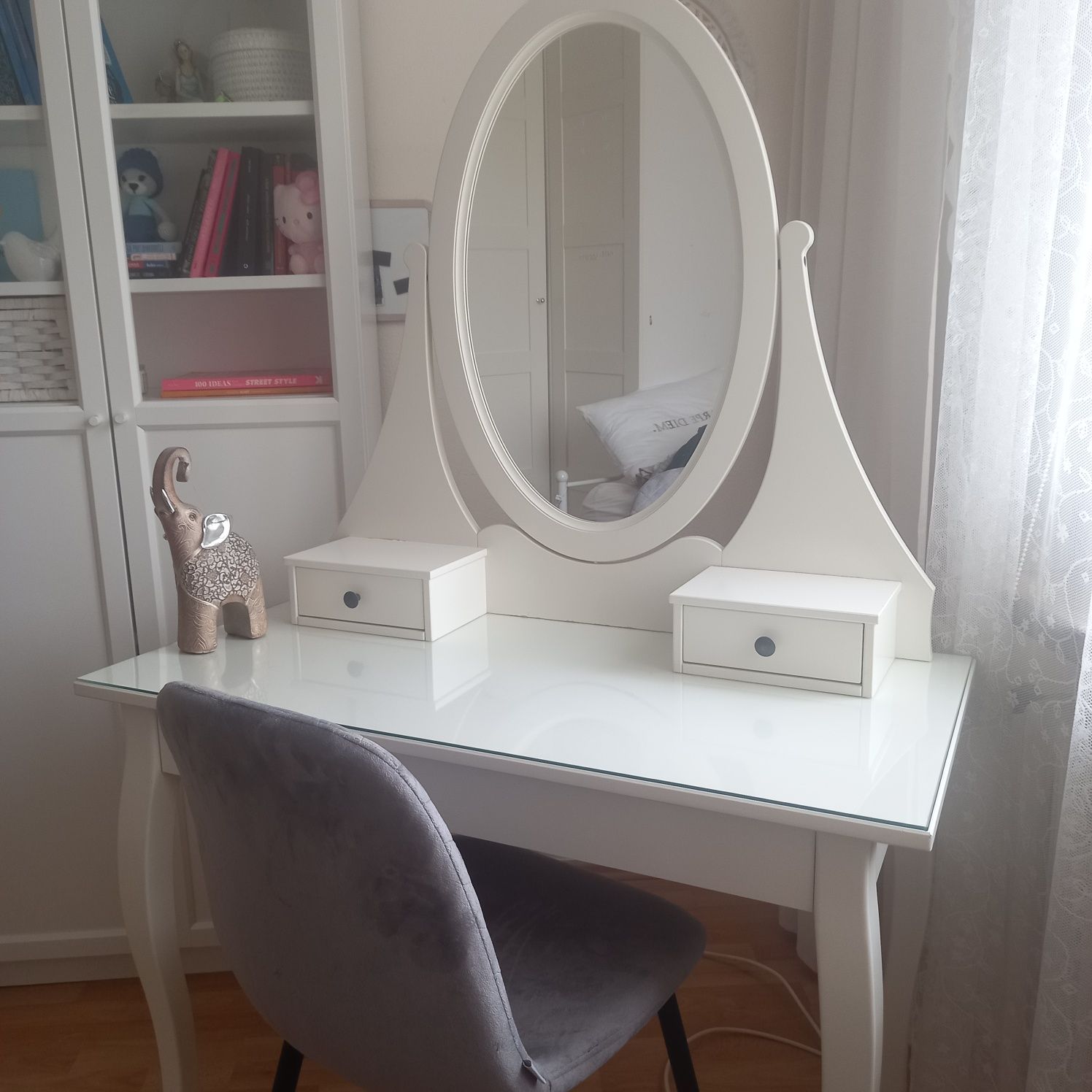Biała toaletka Ikea Hemnes 100×50 cm