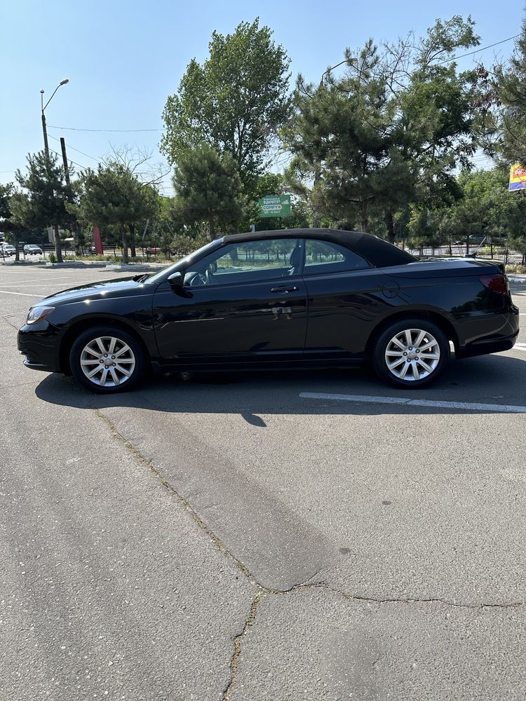 Chrysler 200 (2.4/avtomat.2012)