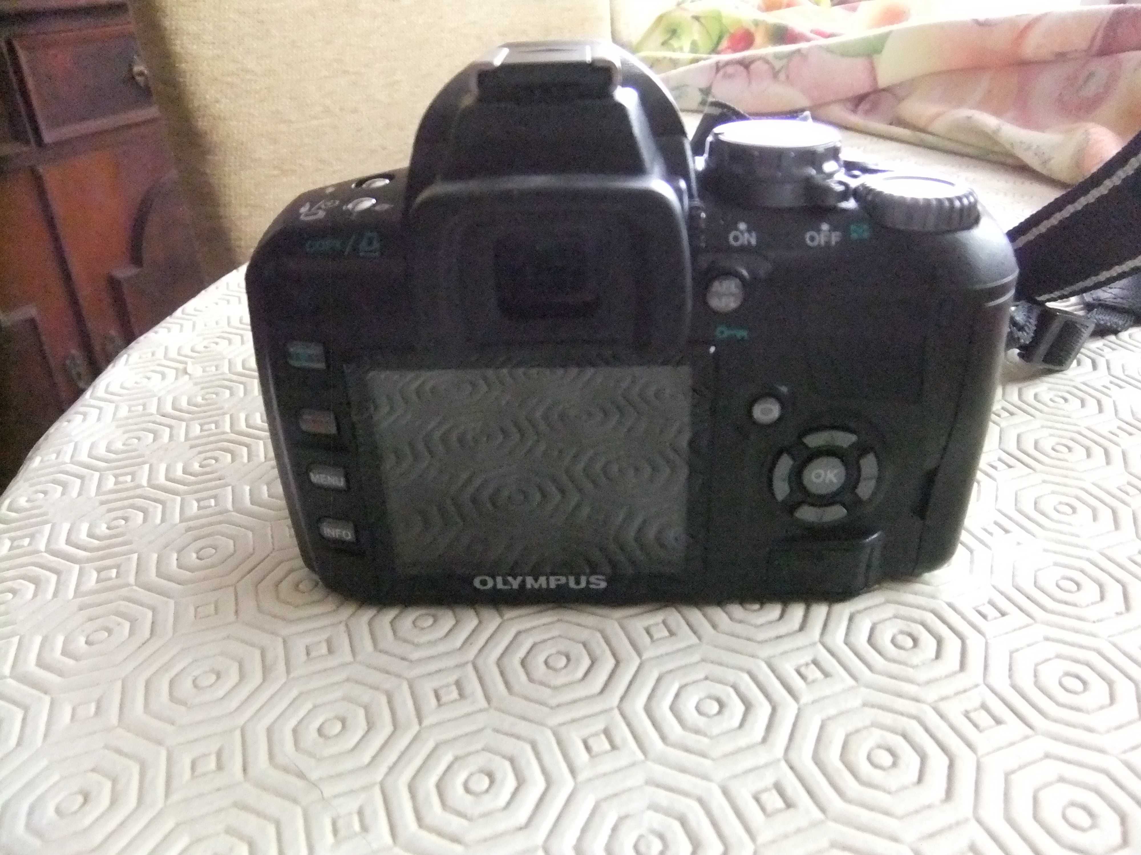 Máquina Fotográfica Olympus E-410