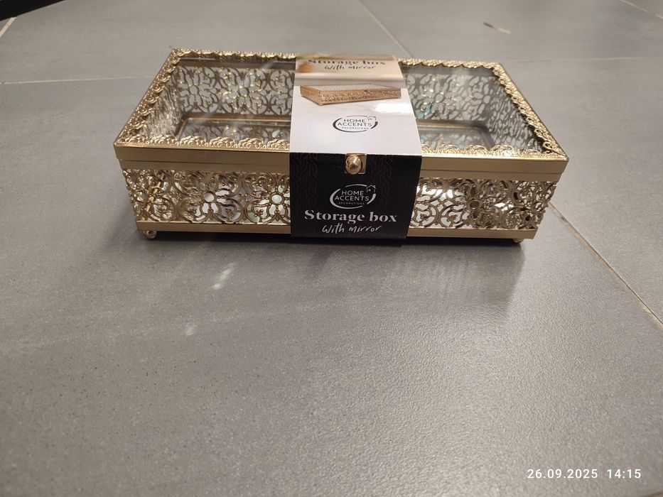 Nowa złota szkatułka organizer na biżuterię