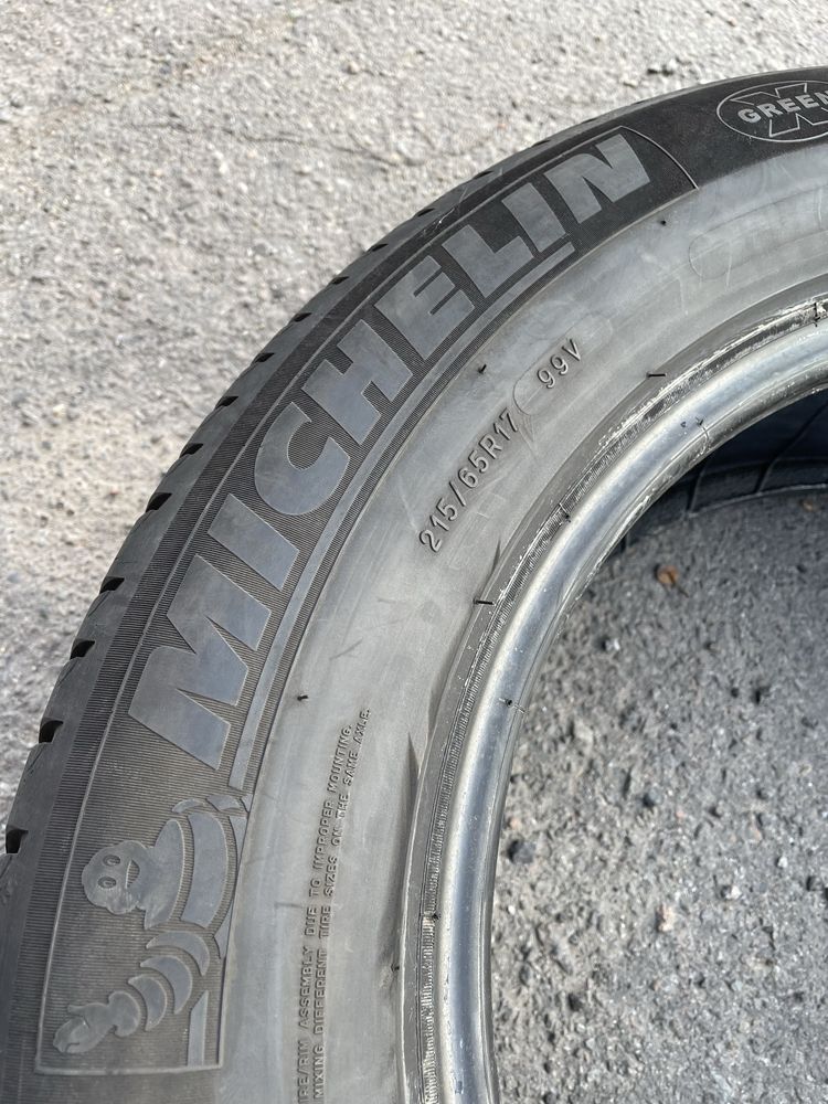 215/65 R17 Michelin Primacy 3