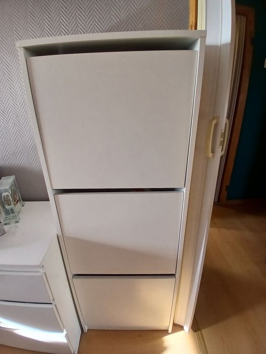 Szafka na buty biała pojemna