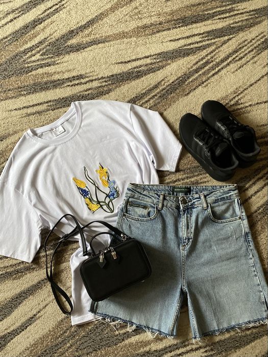 Футболка оверсайз женская р M-L