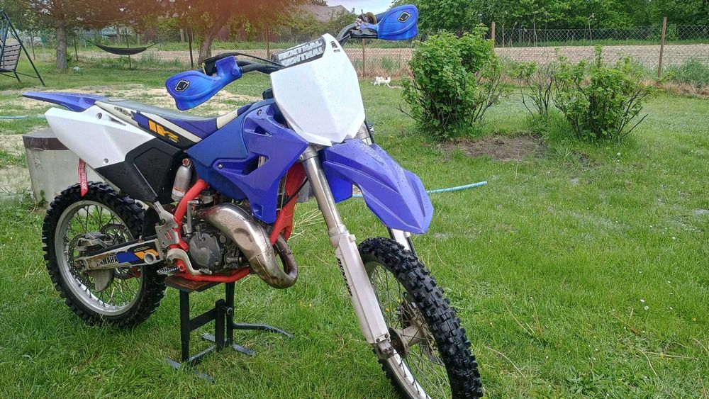 Yamaha yz 125 po remoncie!(udowodniony) FMF(zamiana)