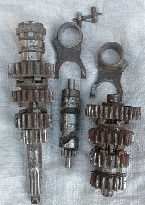 Продам коробку иж Юпитер.