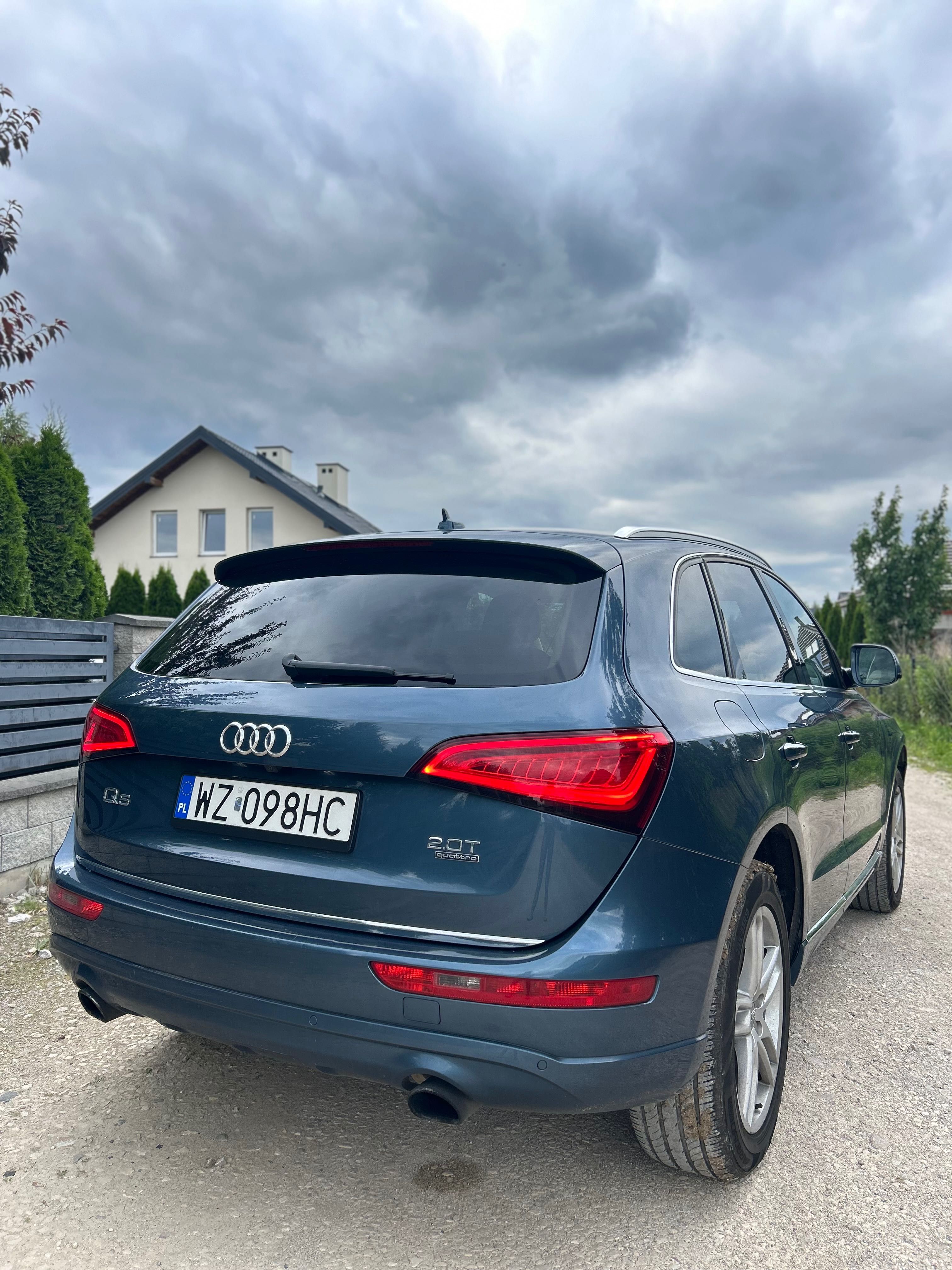 Audi Q5 2.0 TFSI quattro panorama