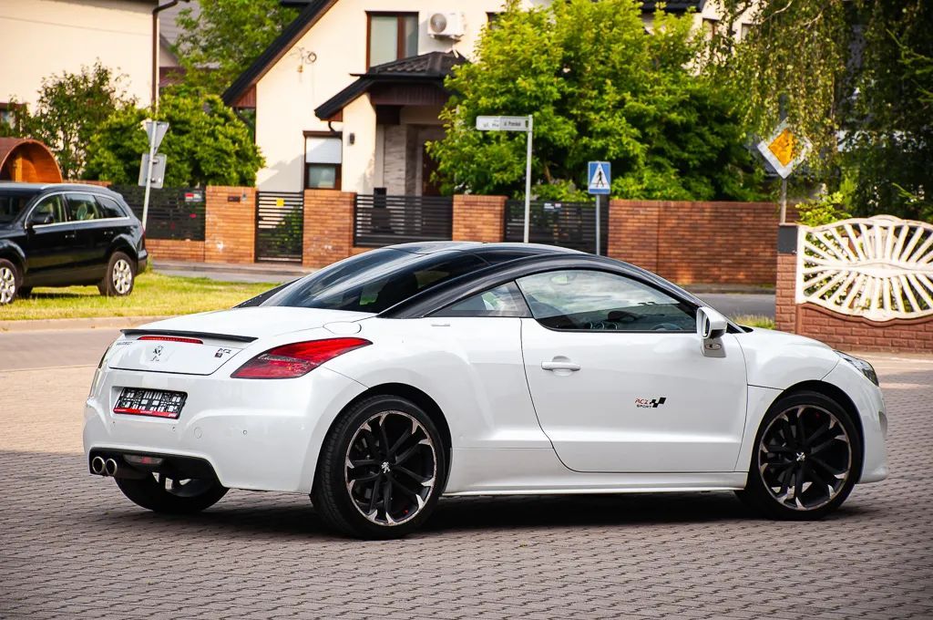 Peugeot RCZ Peugeot RCZ Maxtondesign
