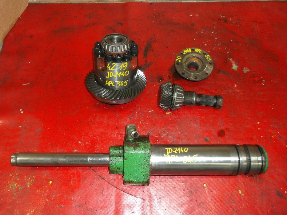 John Deere 2140,2650-most APL 345,piasta,zwrotnica,półoś,atak,obudowa-
