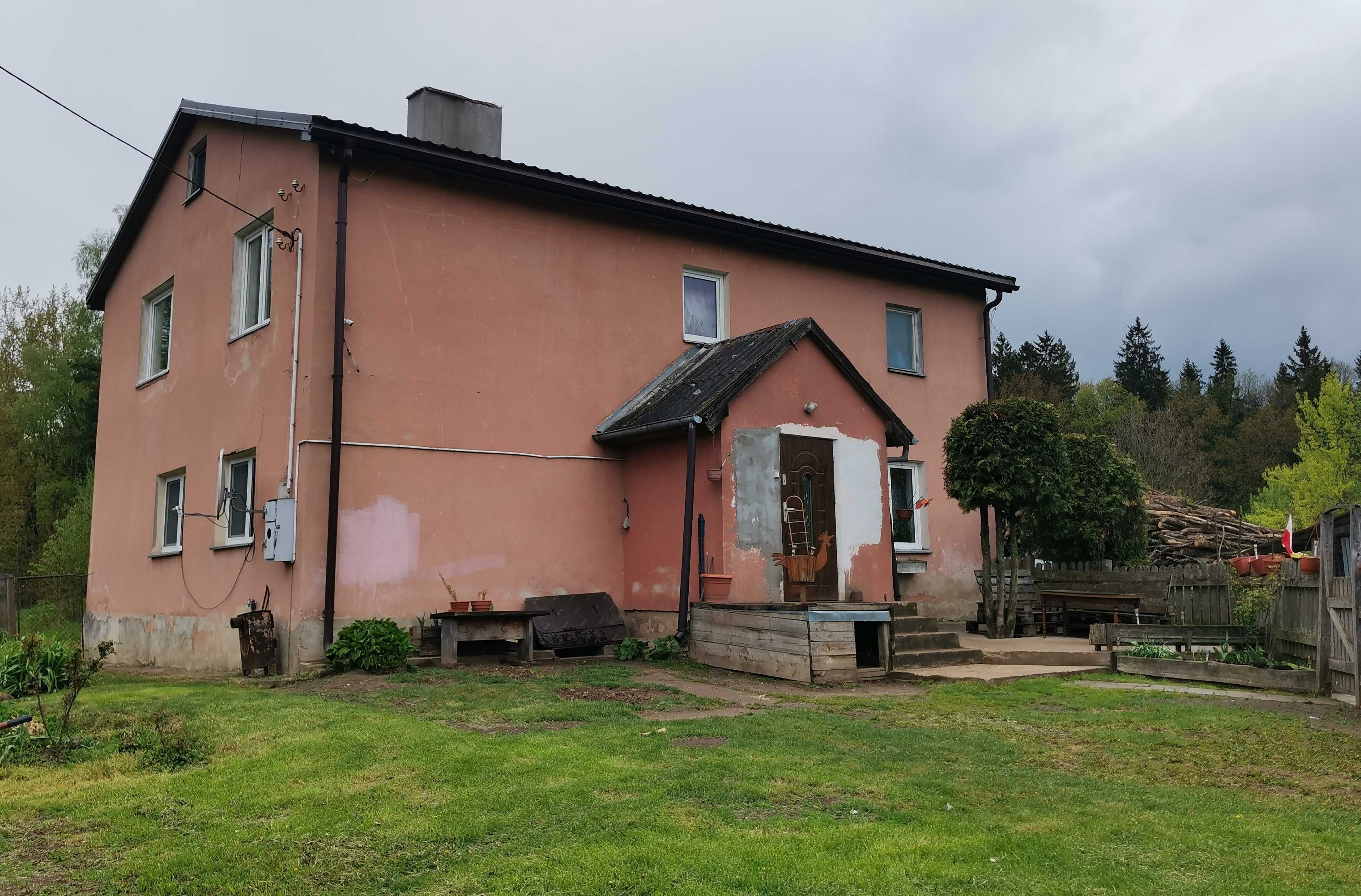 Sprzedam dom piętrowy wolnostojący
