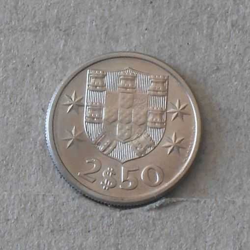 Portugal 2,5 escudos 1963 - olx X10853