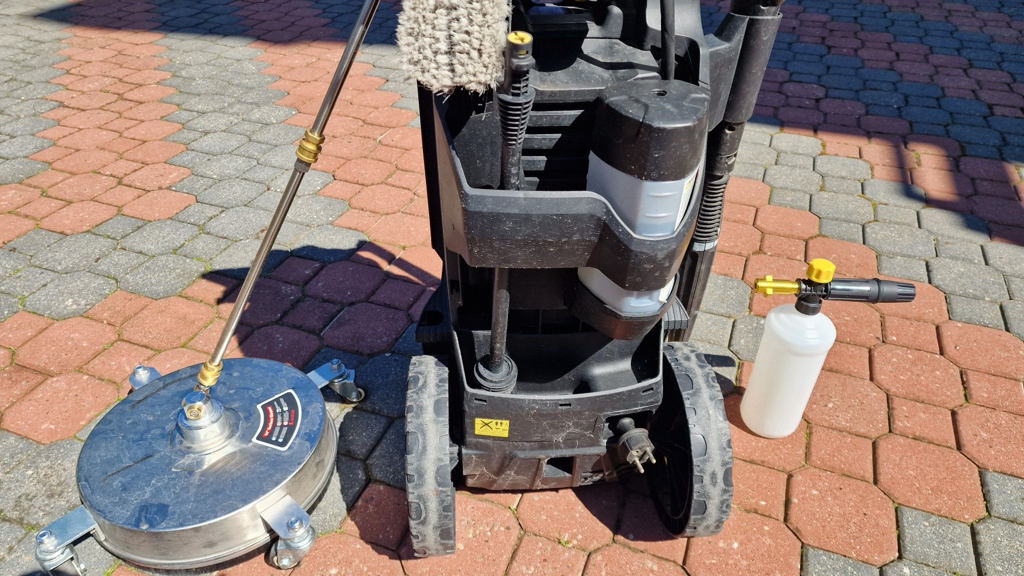 Myjka ciśnieniowa KARCHER K7. 750, pianownica, T-racer stal nierdzewna
