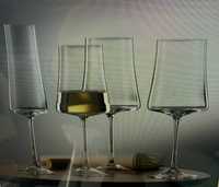 conjunto de copos de vinhos de cristal