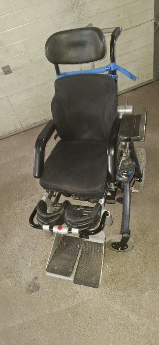 Wózek elektryczny inwalidzki  pionizator