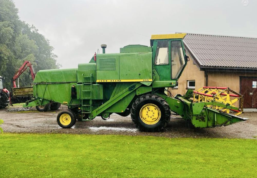 зернозбиральний комбайн John Deere 955 Свіжо привезений