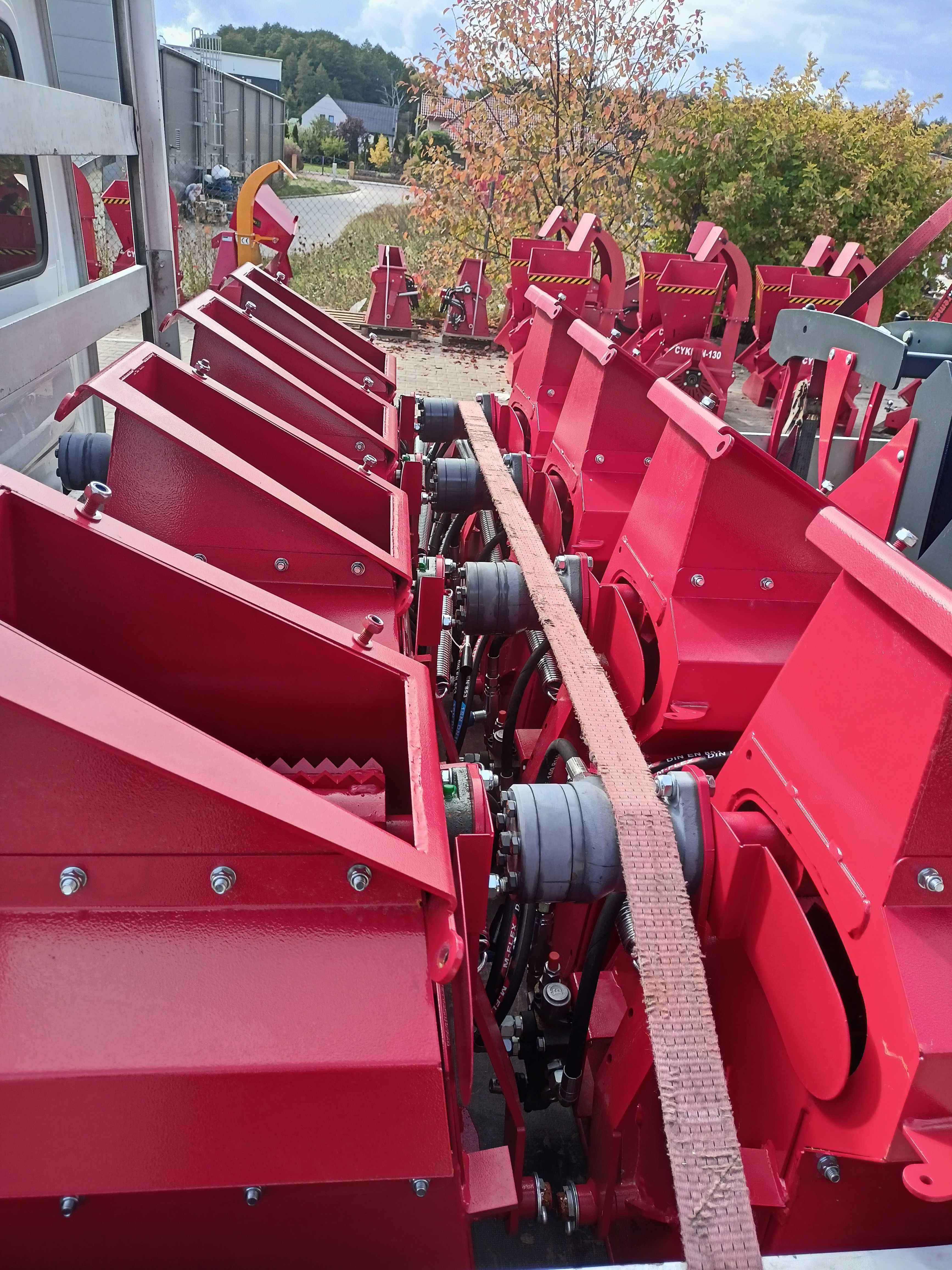 do rębaka tarczowego hydraulika kosz podajnik hydrauliczny DOWÓZ