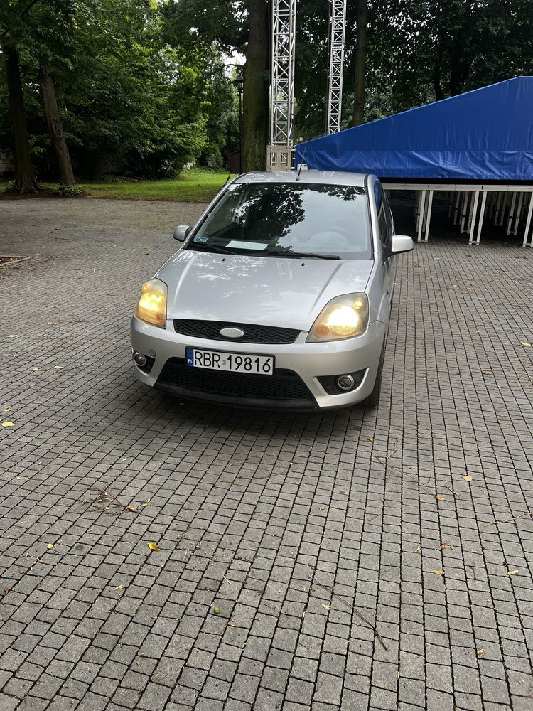 Ford  Fiesta mk6