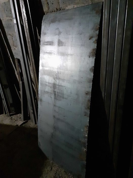Листовой металл 4 мм. продам или обменяю.