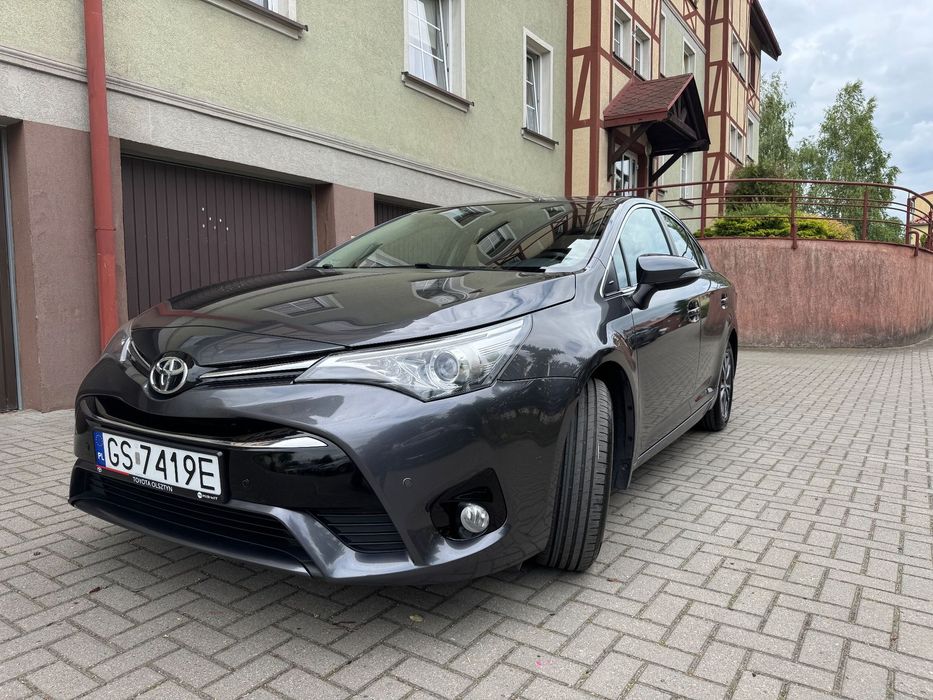 Toyota Avensis TOYOTA AVENSIS Premium 2.0 automat, stan bardzo dobry