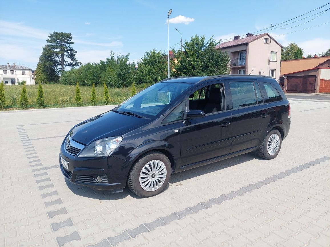 Opel Zafira 1.6 PB Wersja 7-os Ładny stan