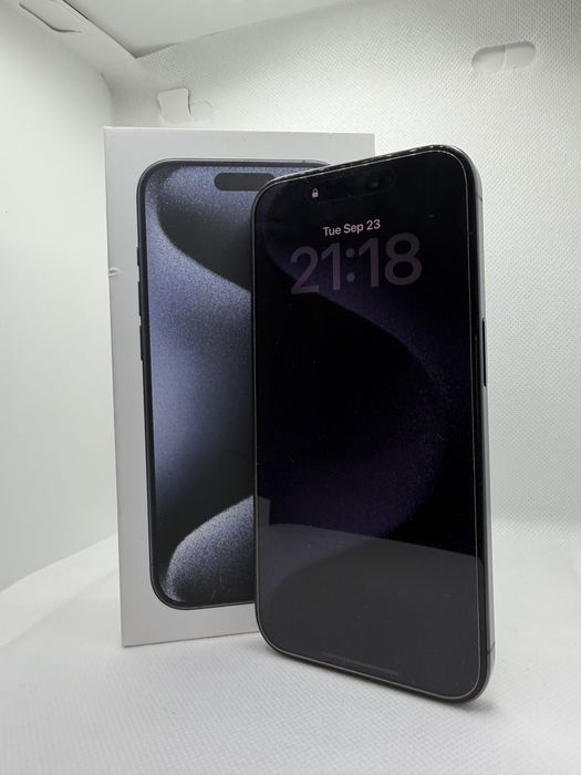 iPhone 15 Pro Titânio Azul 256GB – Excelente Estado