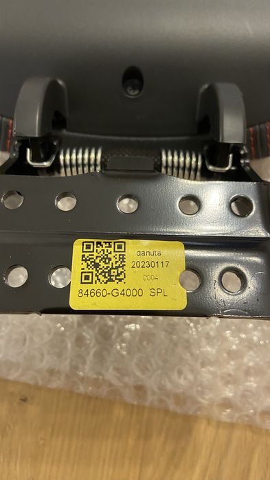 Hyundai i30 3 gen Podłokietnik  skora