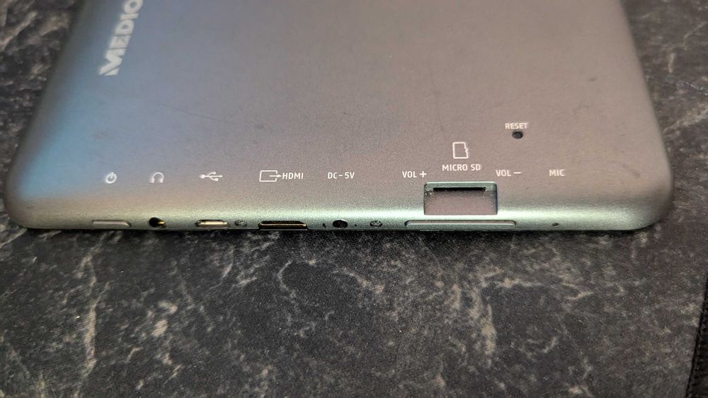 Medion LifeTab E10312  1280х800 ‎1GB / 16 GB Android