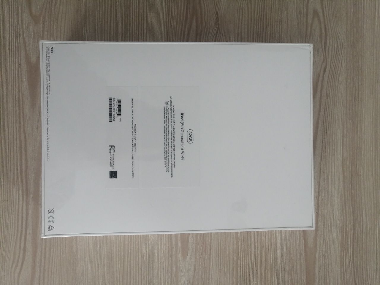 Apple IPad 8 gen 2020 32GB Wi-Fi Silver 10.2in | новий