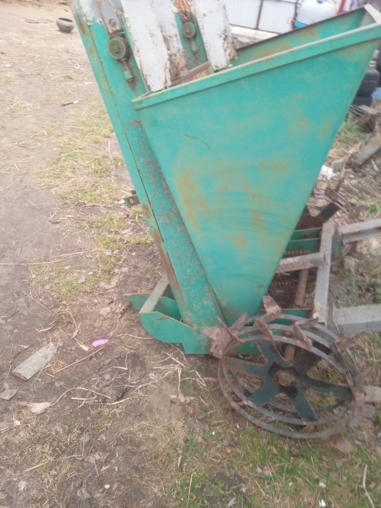Саджалка картофельна