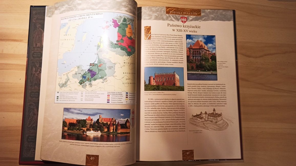 Ilustrowany Atlas Historii Polski tom 1
