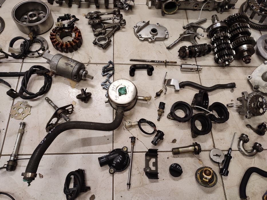 Yamaha FZ6 Fazer RJ07 części wał głowica kapa skrzynia cylinder RJ507E