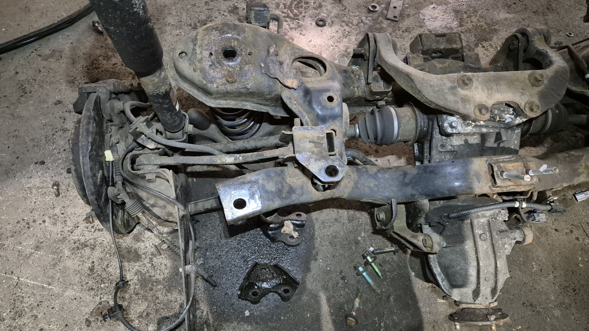 Belka most sanki zwrotnica tył mazda cx7 cx-7 Europa bdb stanie