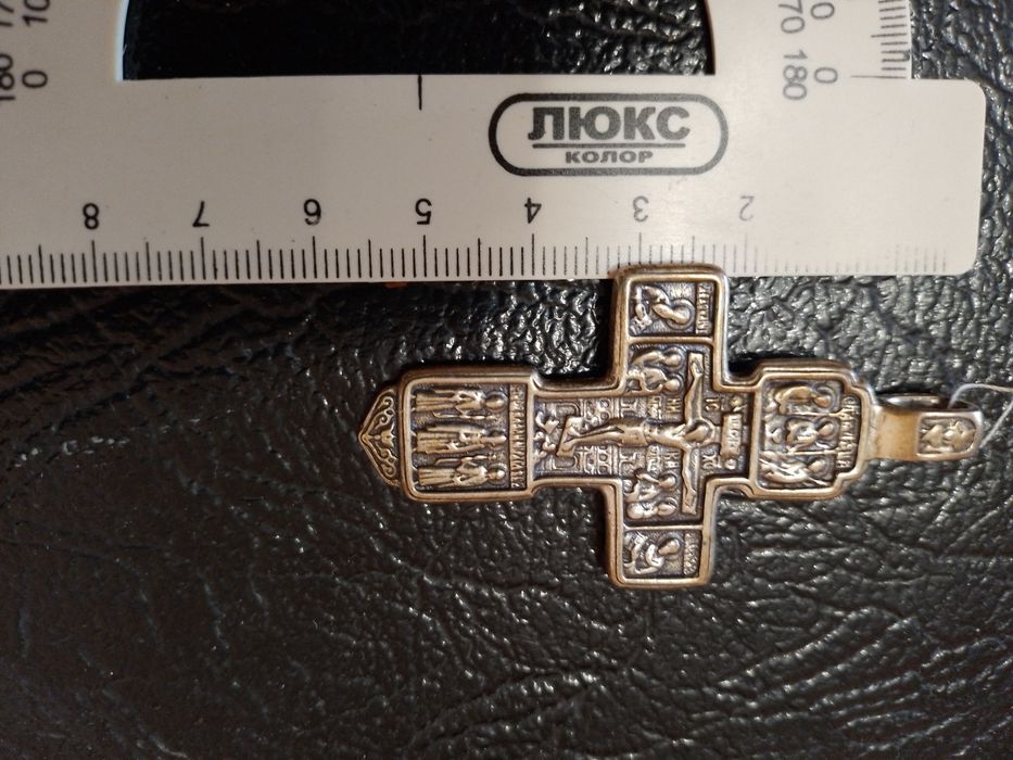 Очень масивный серебряный крест 2.6 гр. Новый.