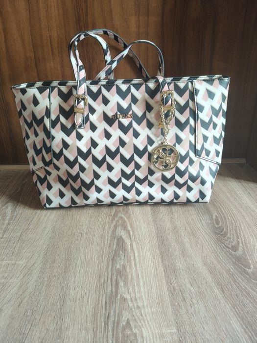 Damska torebka Guess