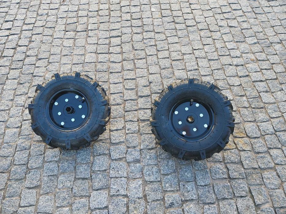 Vendo rodas e abre regos para motoenchada de 7 cv.