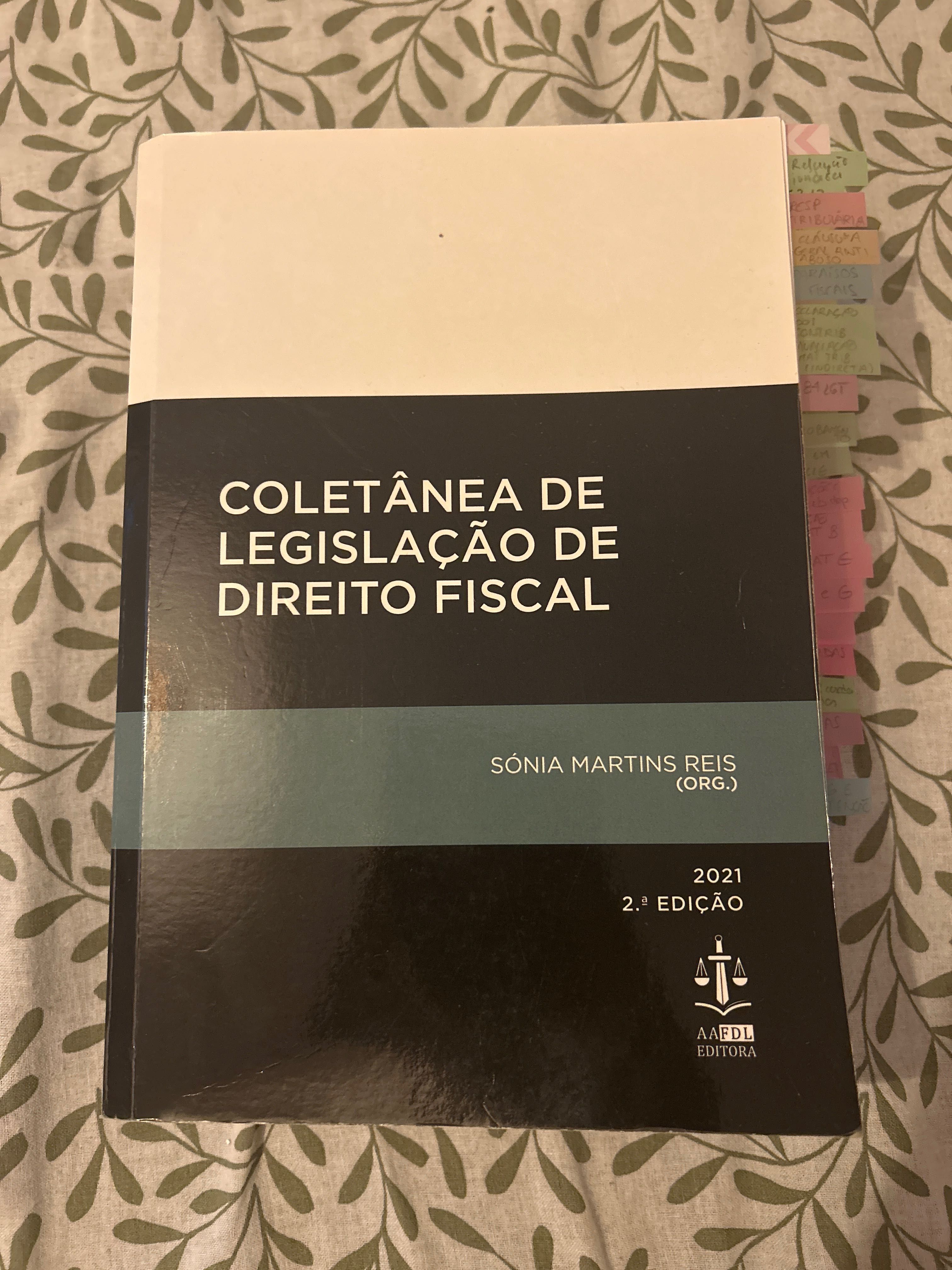 Livros de Direito - Mercados Financeiros, Dicionário Jurídico, Códigos
