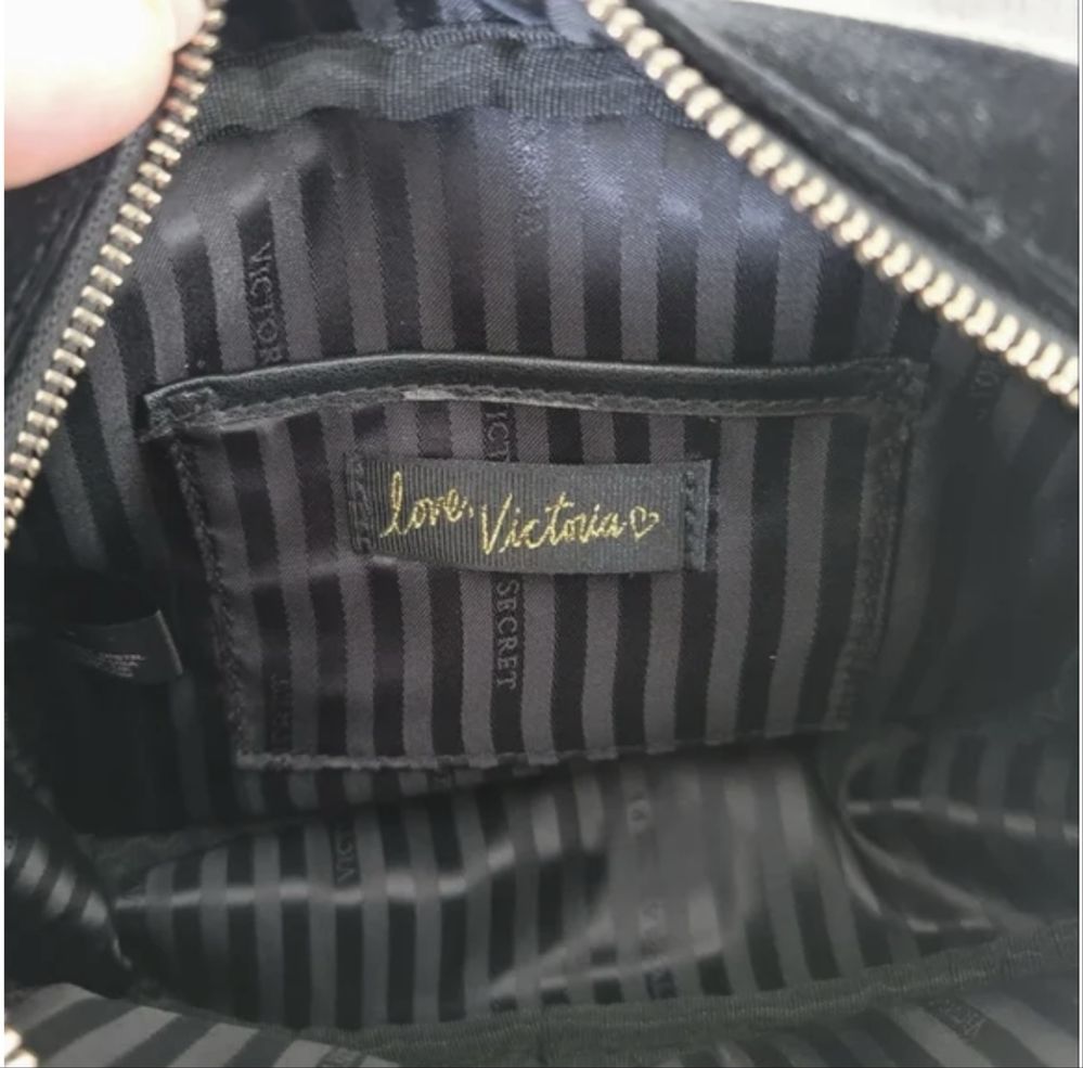 Torebka Victoria’s Secret