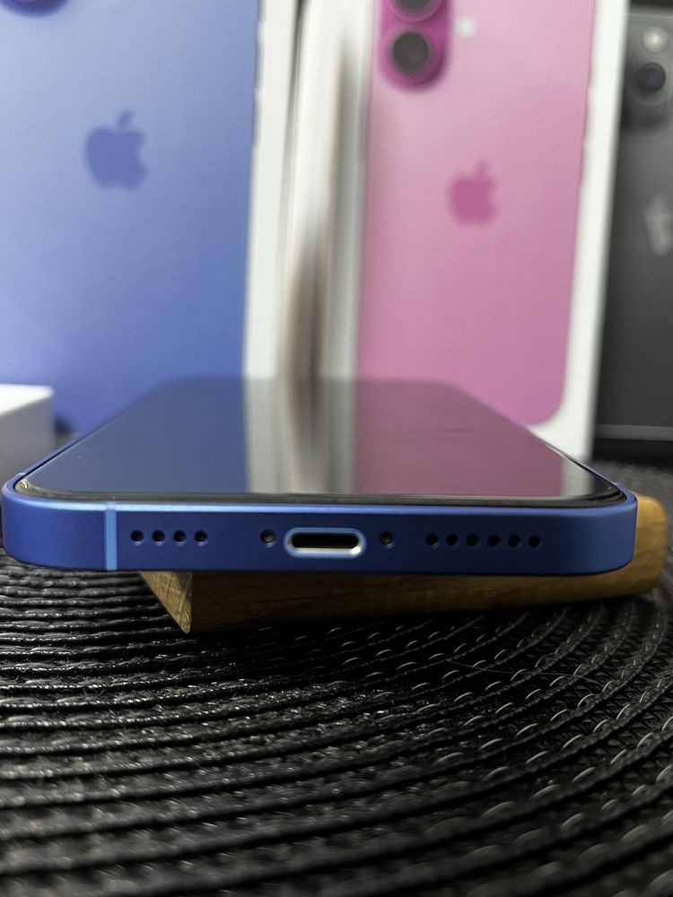iPhone 16 (Ultramarine) Neverlock 128GB Iphone XR в корпусі 16