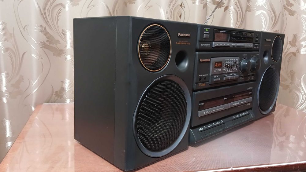 Panasonic RX-CT980 Platinum Series  Hi-Fi Бумбокс, AUX