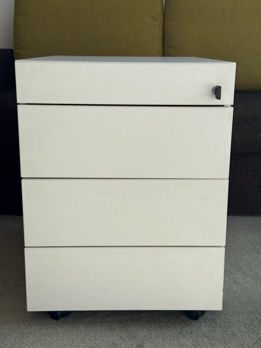 Pomocnik, Kontenerek biurowy