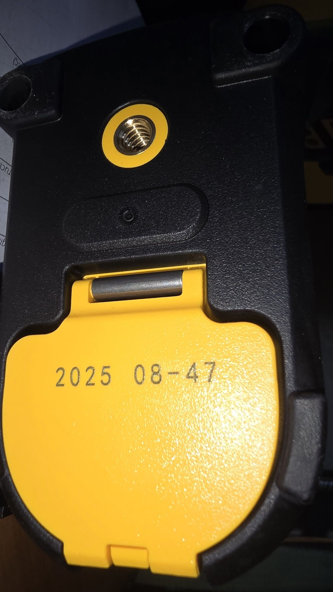 Dewalt DW088CG(зелений лазер) оригінал із Англії