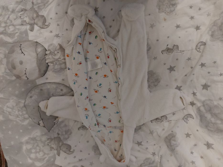 2stronny kombinezon prenatal 62