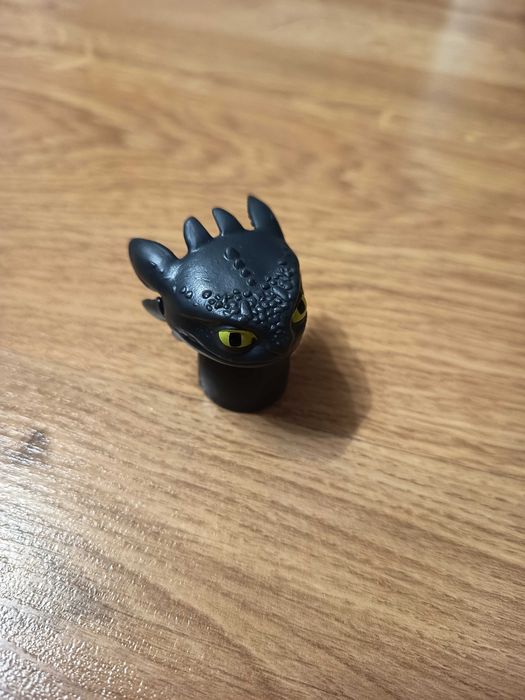 Figurka kolekcjonerska Szczerbatek / 3,5 cm