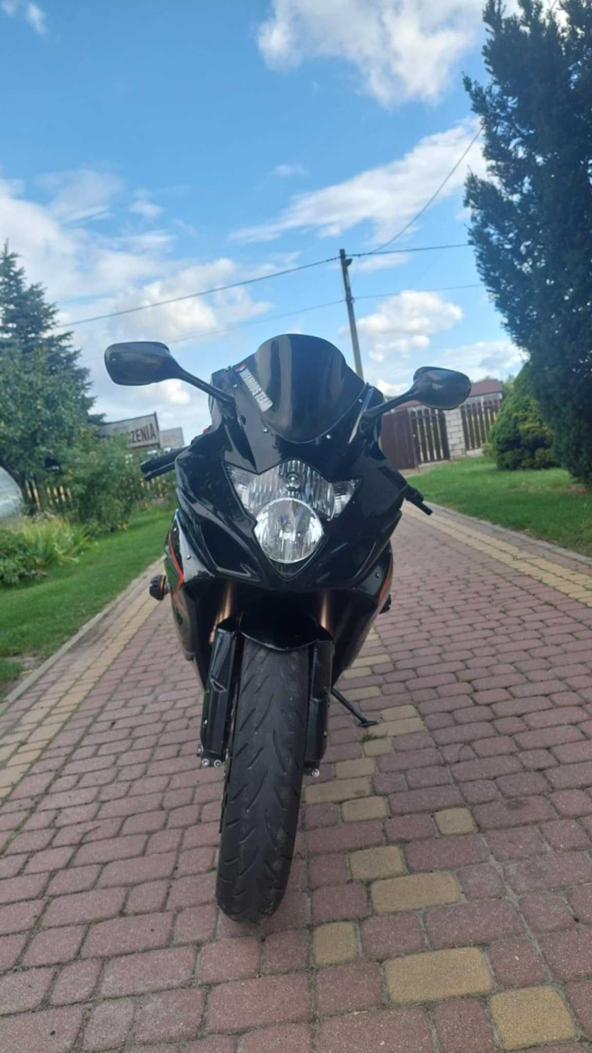 Suzuki gsxr 1000 k5 k6