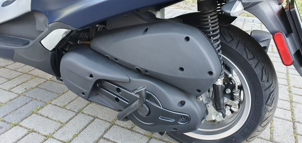 mp3 500  L5e HPE z ABS model po liftingu, przebieg 21 tys km z Niemiec