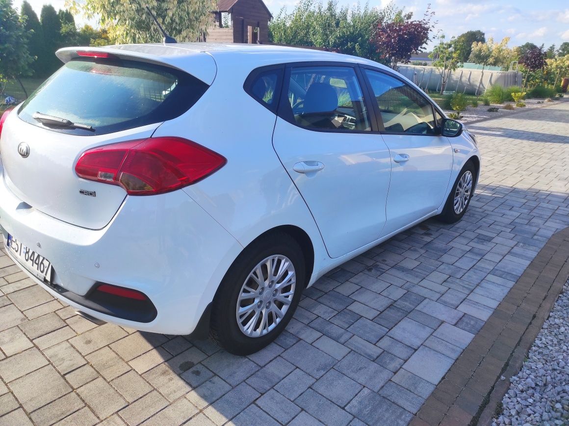 Samochód osobowy Kia cee'd