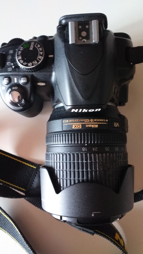 Nikon Reflex d3100 com pouco uso