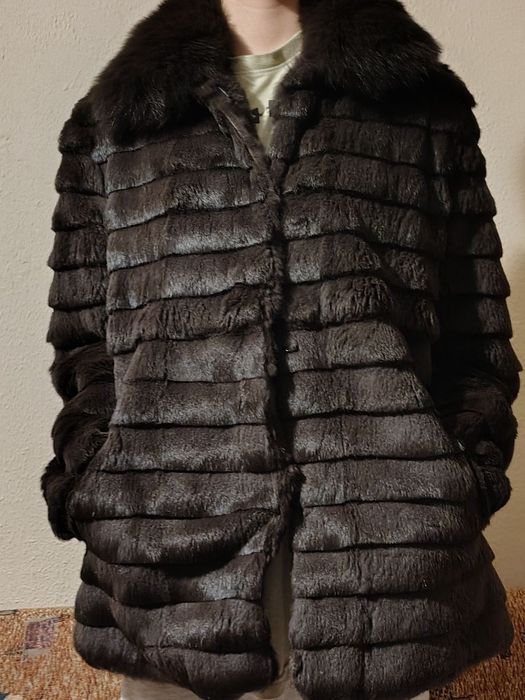 Шуба красивая Feng Tai